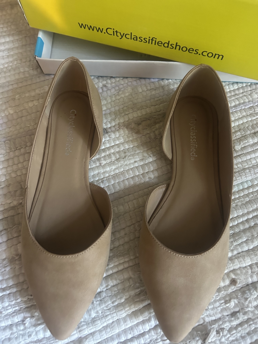 Cityclassified Beige Pointed-Toe D'Orsay Flats
